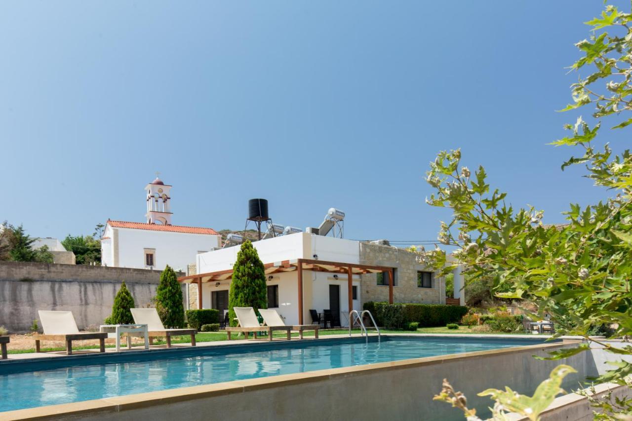 Agarathos Traditional Rooms - Pool - Kaliviani -On The Road To Balos Εξωτερικό φωτογραφία