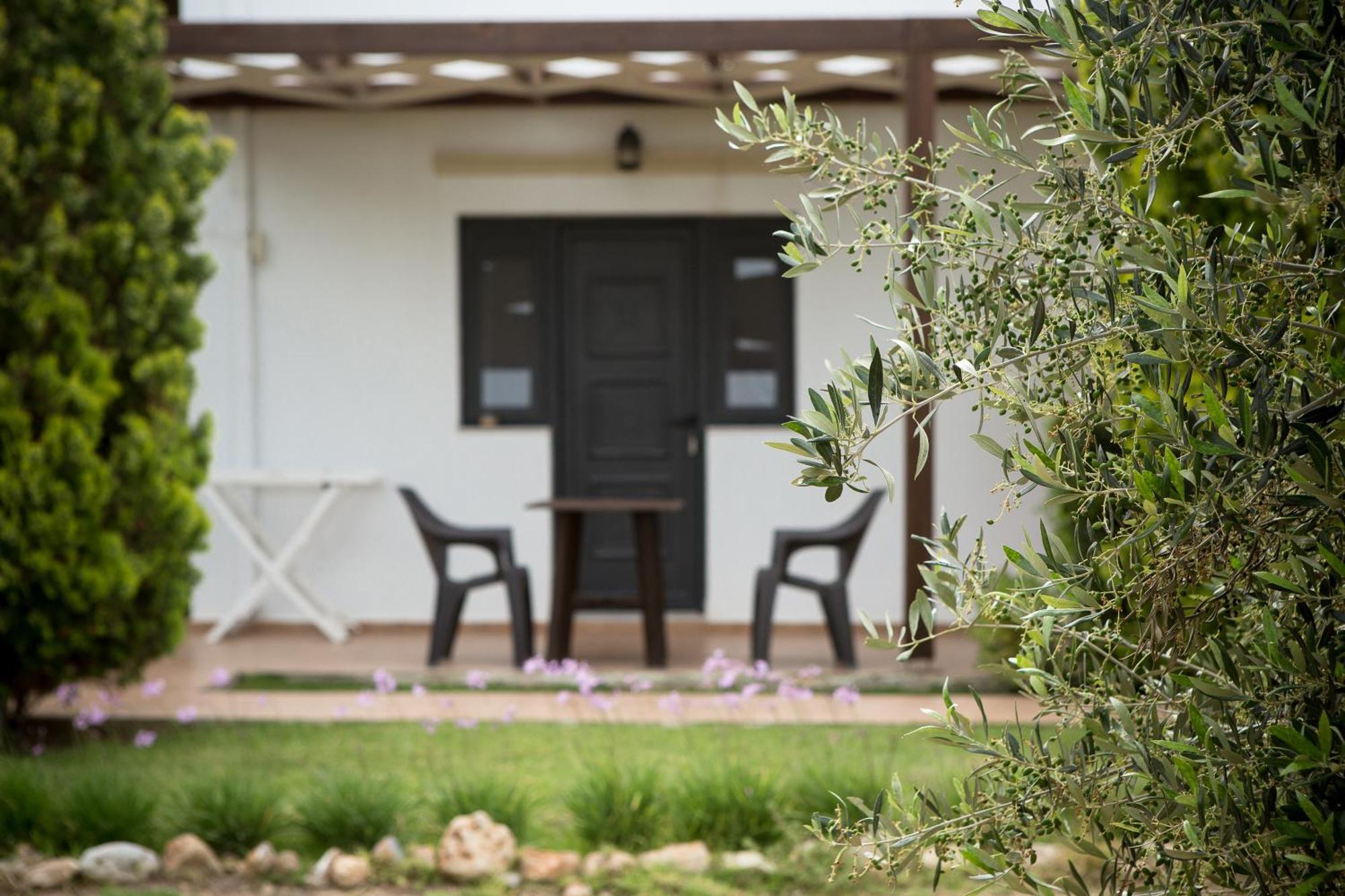 Agarathos Traditional Rooms With Pool Καλυβιανή Εξωτερικό φωτογραφία