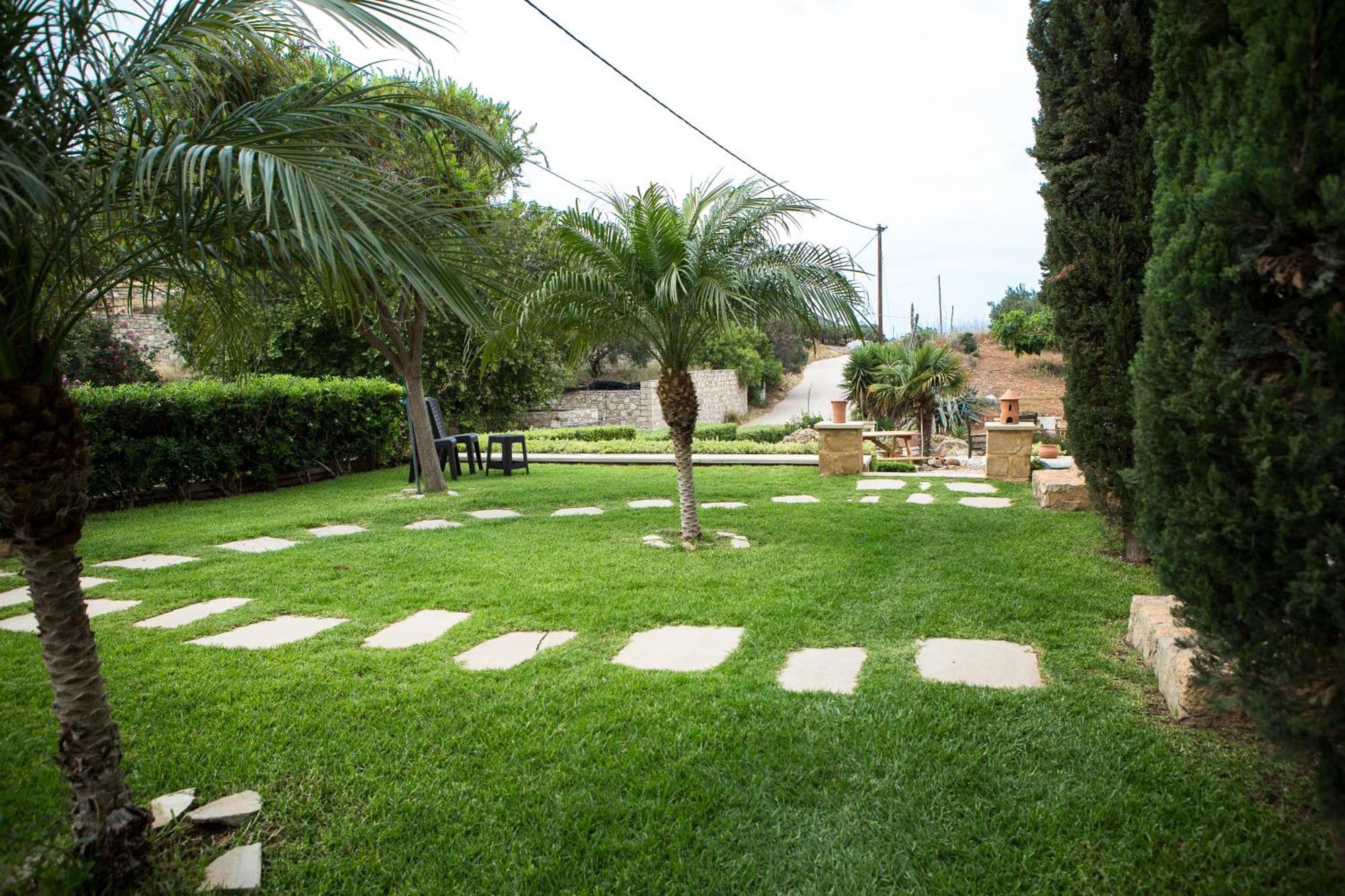 Agarathos Traditional Rooms With Pool Καλυβιανή Εξωτερικό φωτογραφία