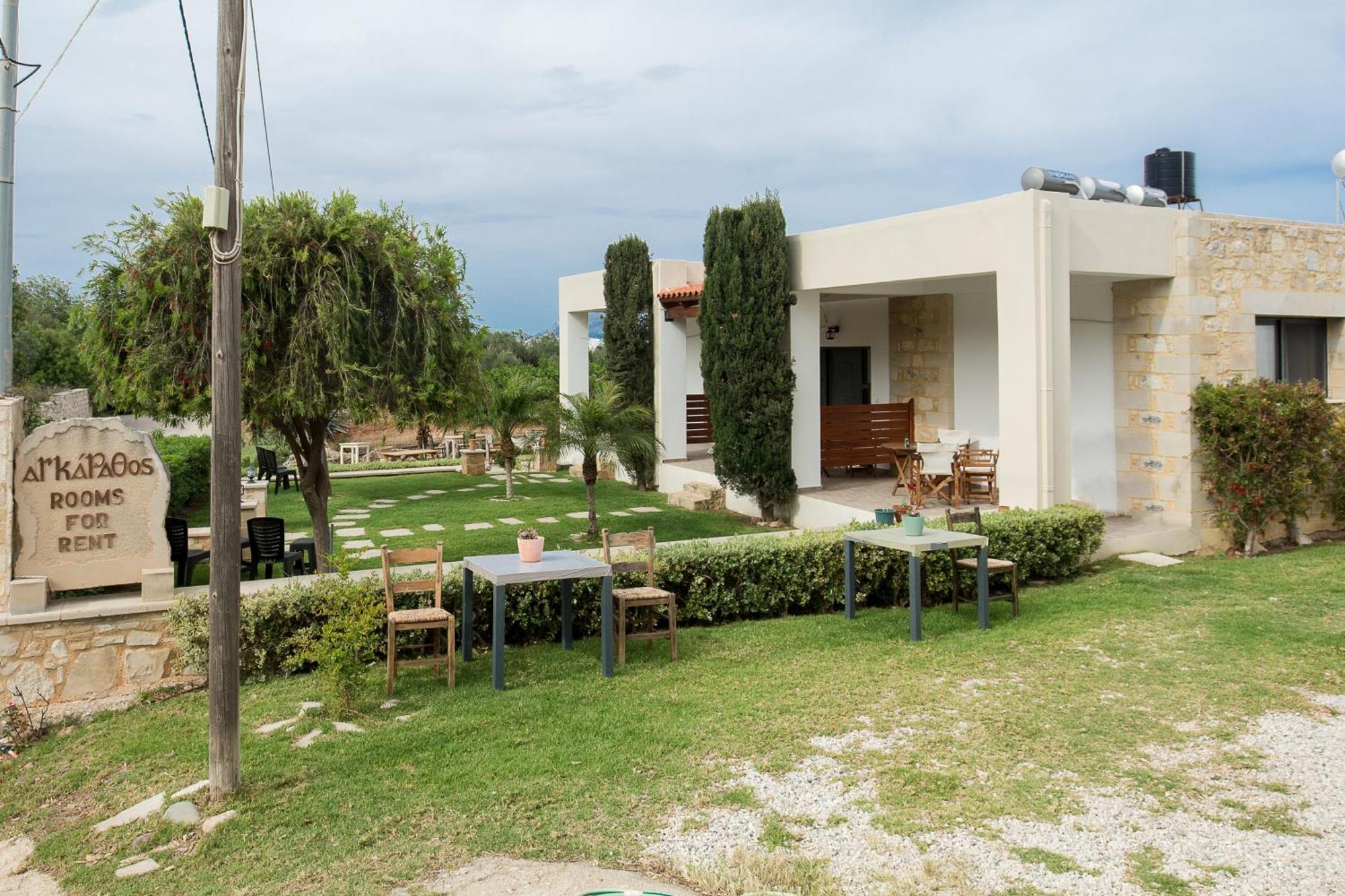 Agarathos Traditional Rooms With Pool Καλυβιανή Εξωτερικό φωτογραφία