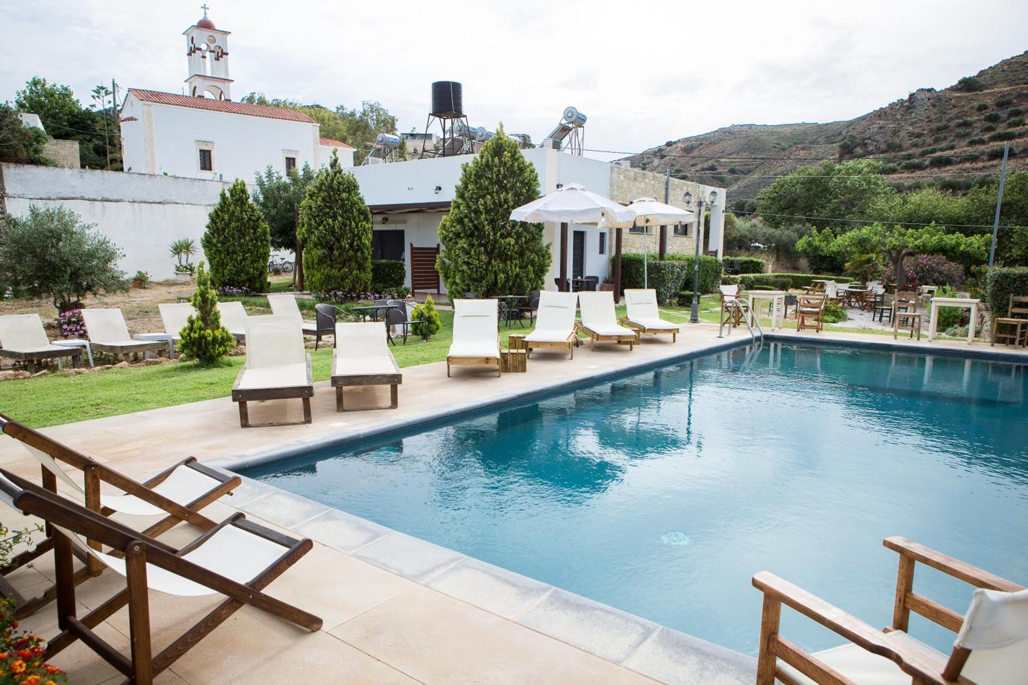 Agarathos Traditional Rooms With Pool Καλυβιανή Εξωτερικό φωτογραφία