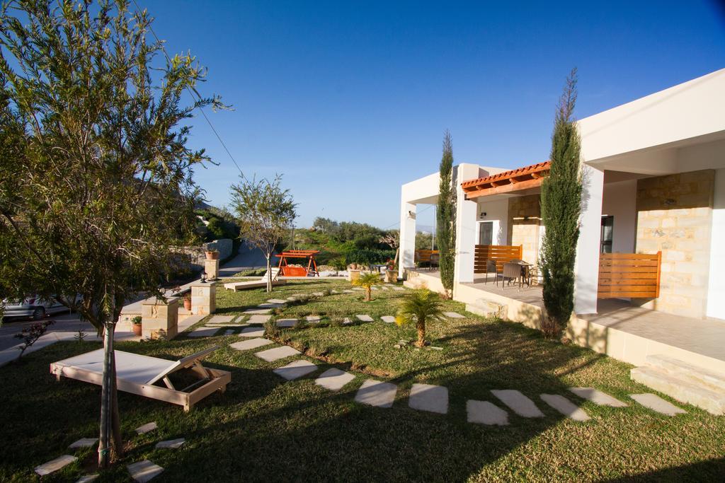 Agarathos Traditional Rooms With Pool Καλυβιανή Εξωτερικό φωτογραφία